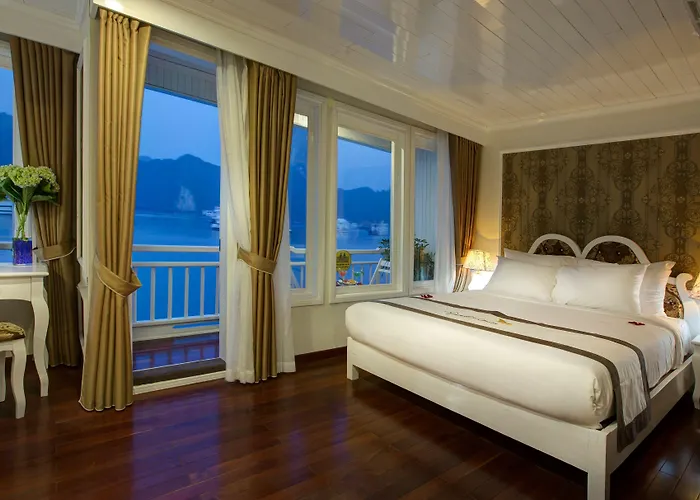  Signature Royal Cruise