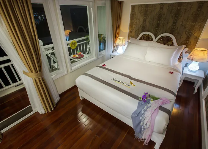  Signature Royal Cruise