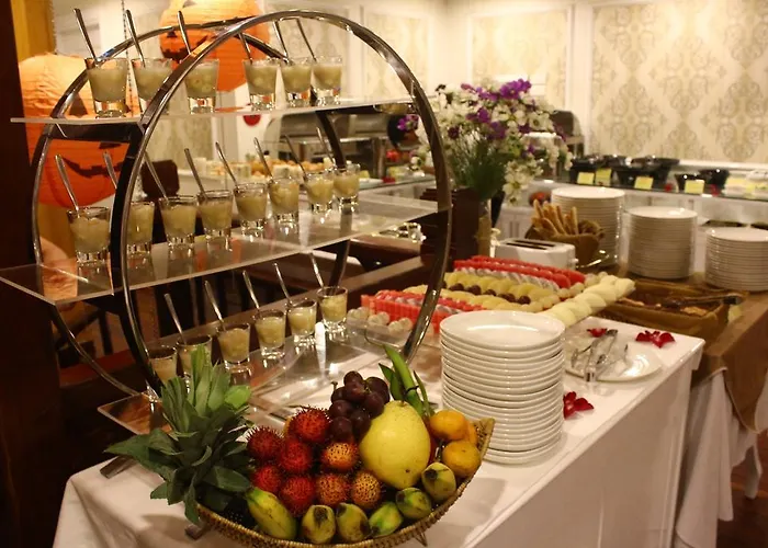 Signature Royal Cruise